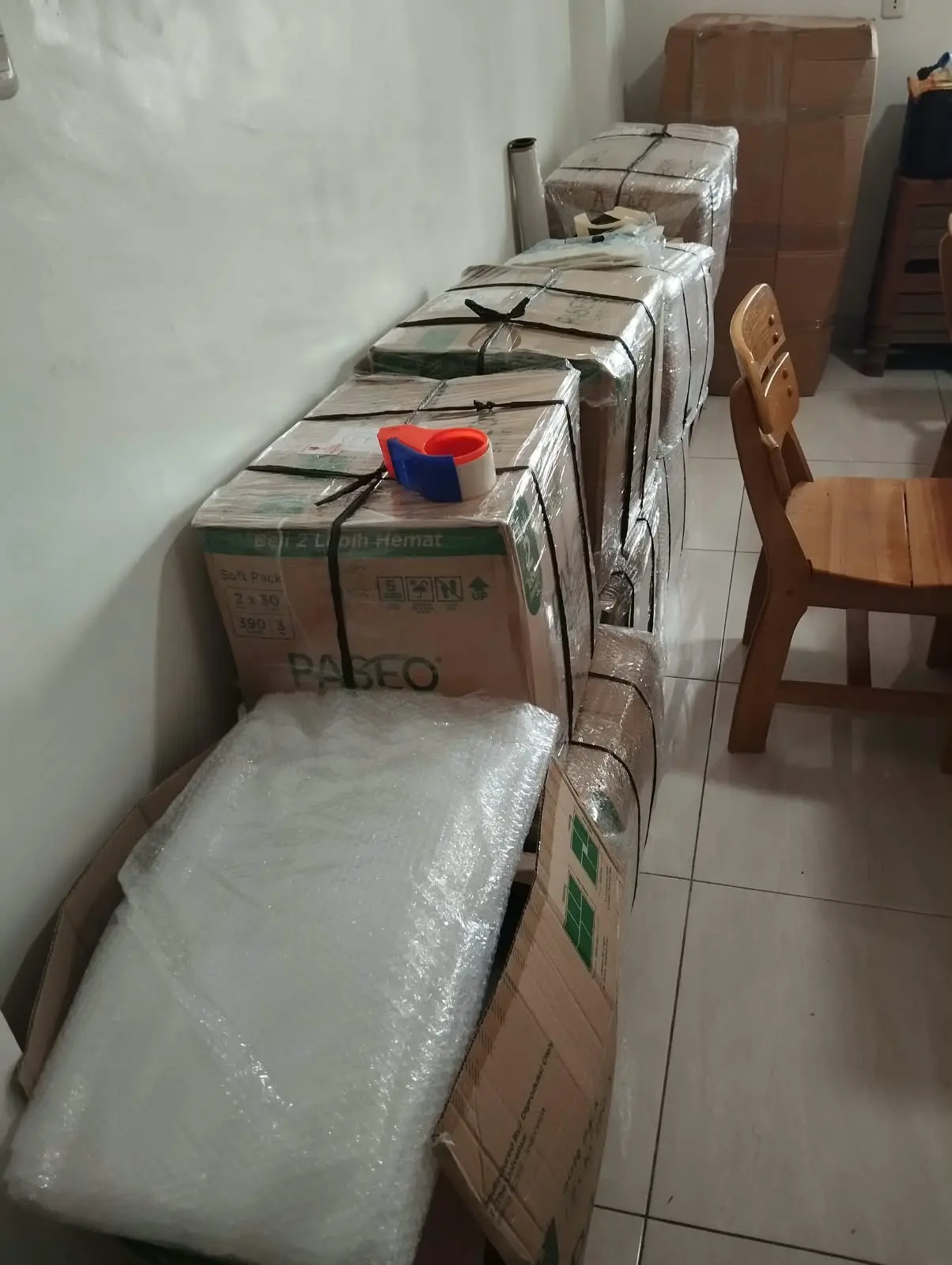 Jasa pindahan kamar kost mahasiswa dan karyawan dengan pickup blindvan ekonomis